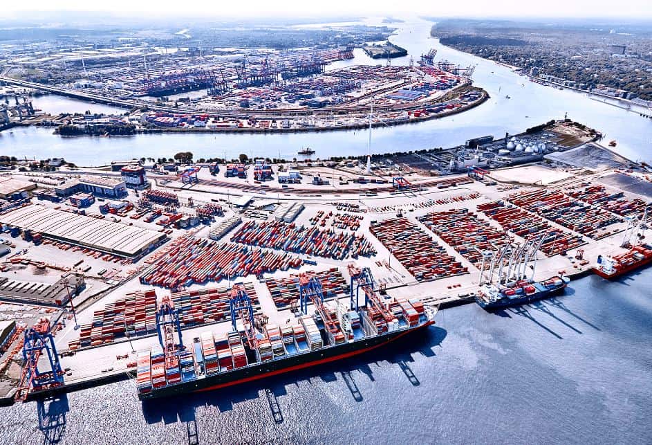 Focus on 5G-LOGINNOV Living Labs -The port of Hamburg